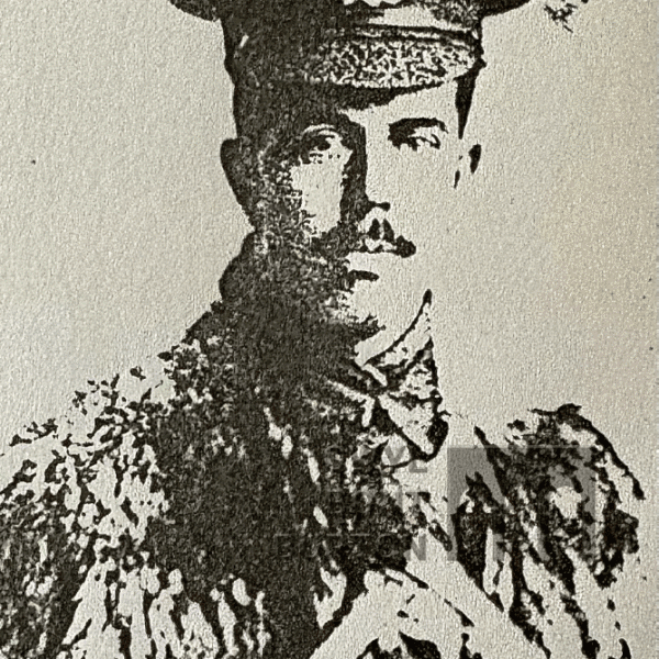 Llun sepia o'r 2il Is-gapten Thomas Green (1887 – 1916) DCM