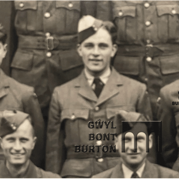 Burton Exhibition 110 New close up of Richard Burton RAF