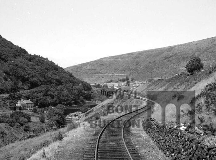 who lived in my house Millwright Arms and Railway