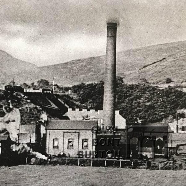 who lived in my house Oakwood Colliery and Rhyslyn
