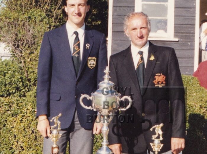 Hayden Mizen winner Porthcawl open bowls tournament Brennig Powell runner up 1980s AM