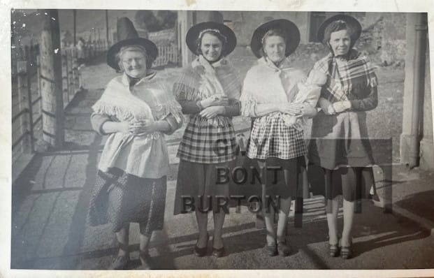 women in traditional Welsh costume